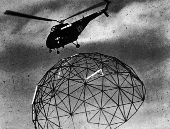 http://public.media.smithsonianmag.com/legacy_blog/Buckminster-Fuller-Helicopter1.jpg