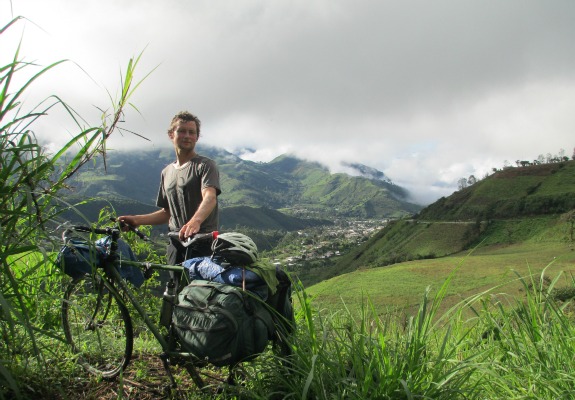 EcuadorAbovePallatangaBIG